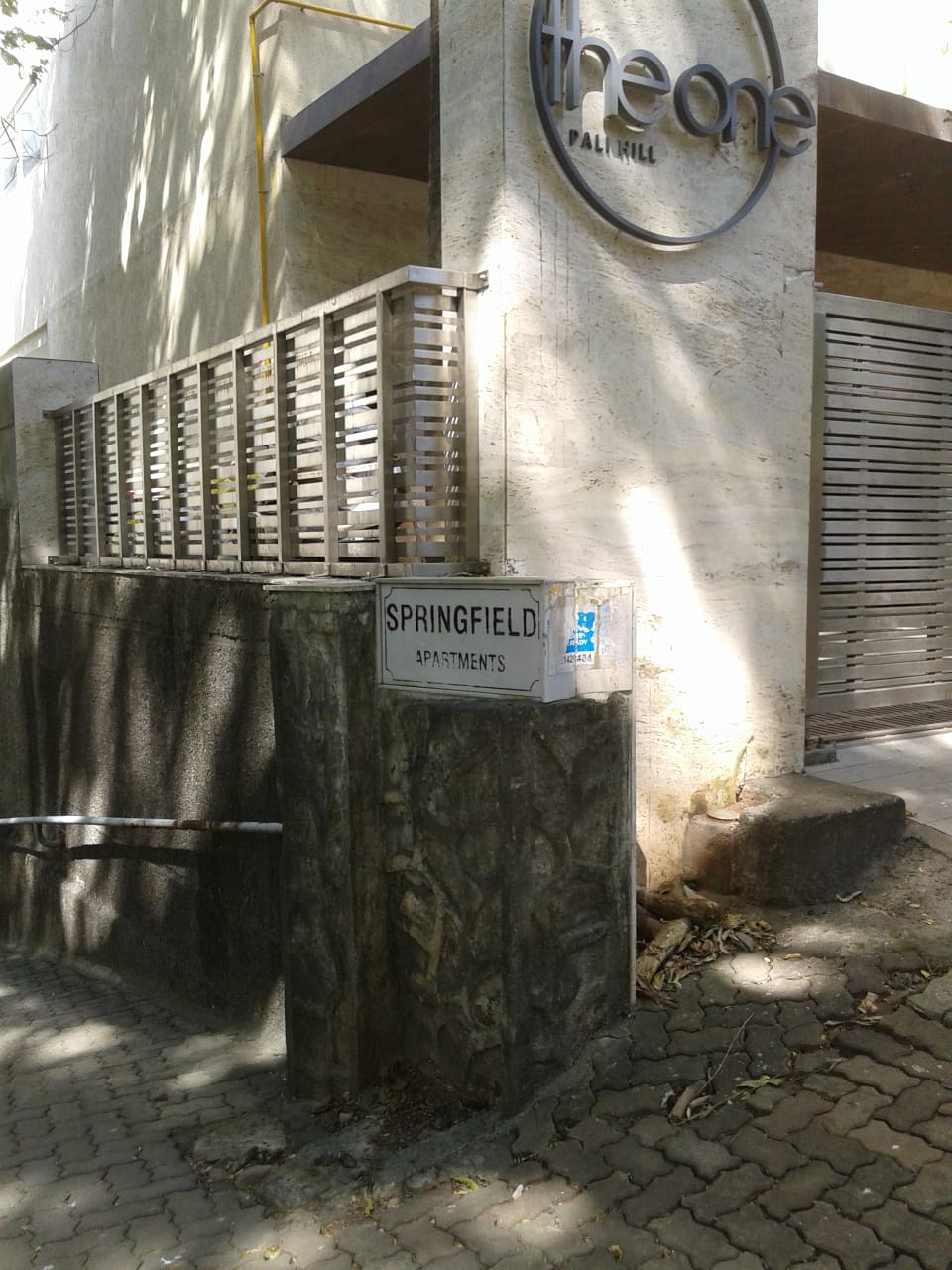 1 BHK Fully Furnished in Spring Field , Bandra West